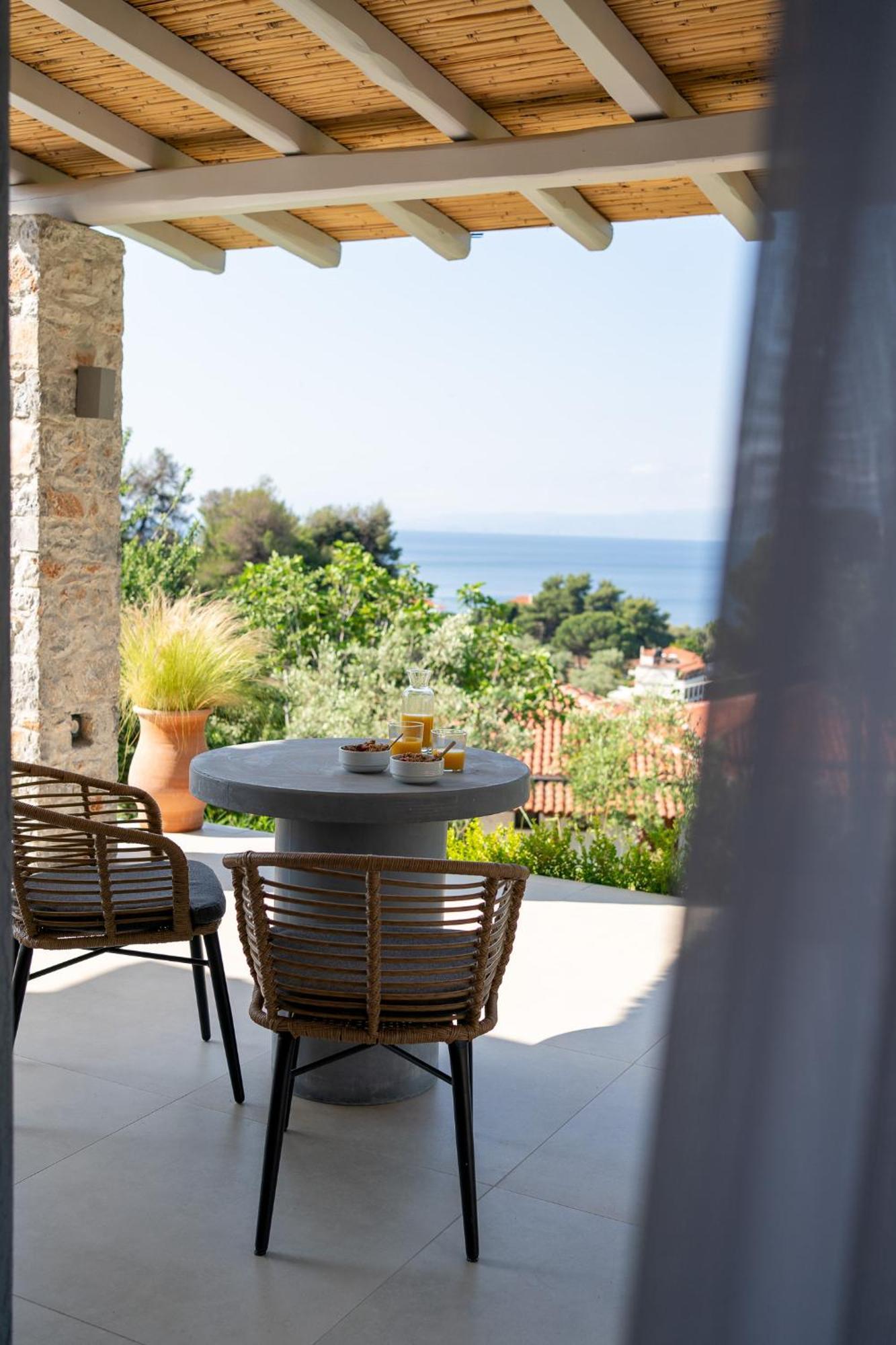 Stone Build Suite With Private Pool Kolios Exteriér fotografie