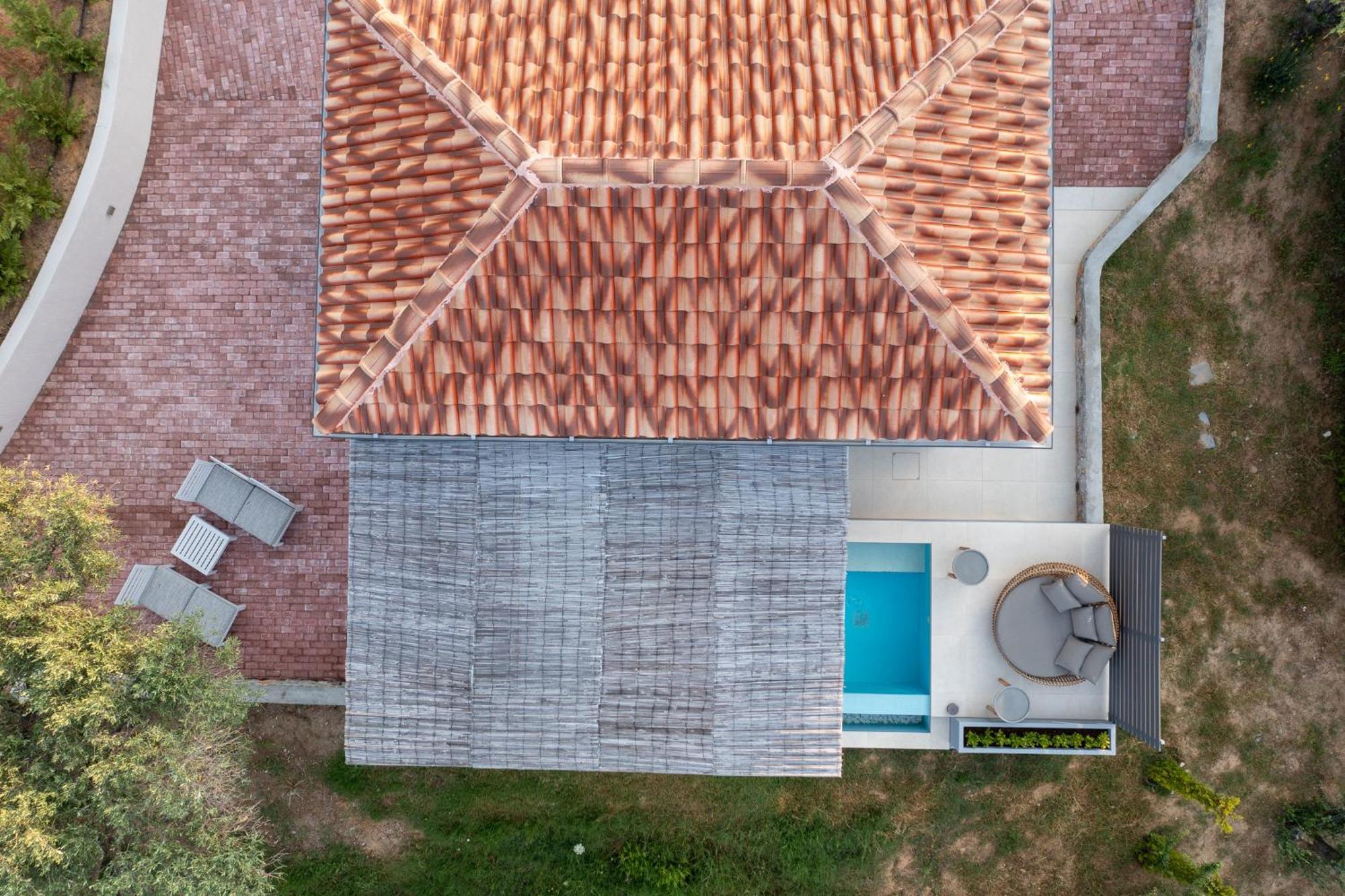 Stone Build Suite With Private Pool Kolios Exteriér fotografie