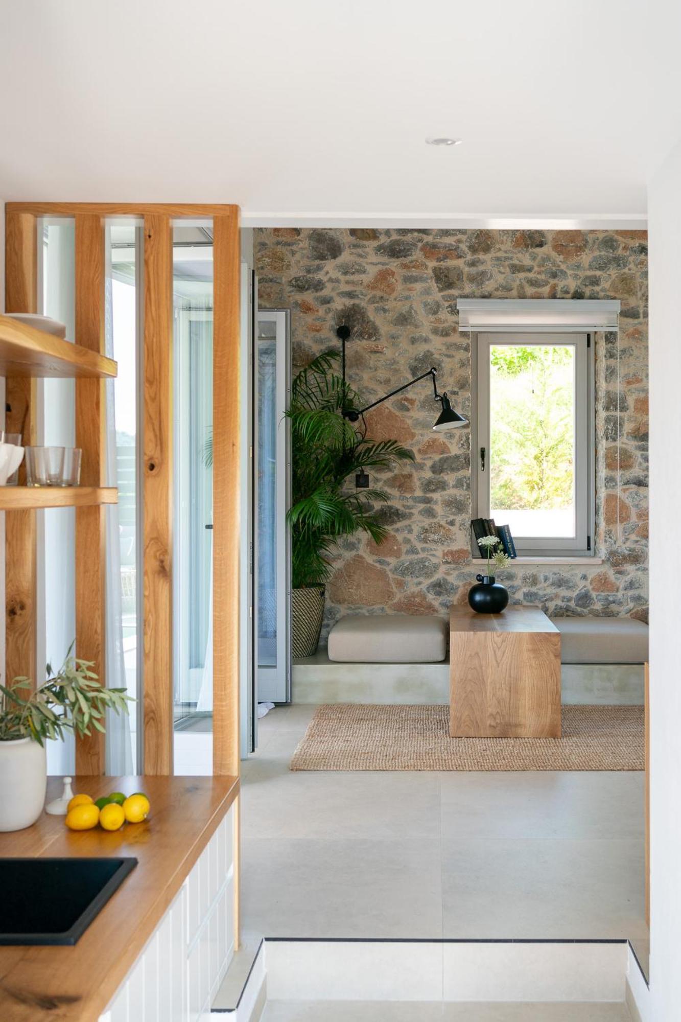 Stone Build Suite With Private Pool Kolios Exteriér fotografie